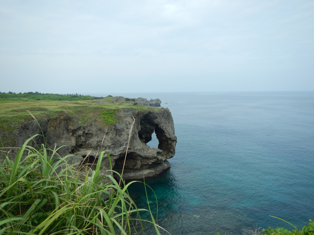 Manzamo and Cape Zanpa – THE TRAVELLING TRINI
